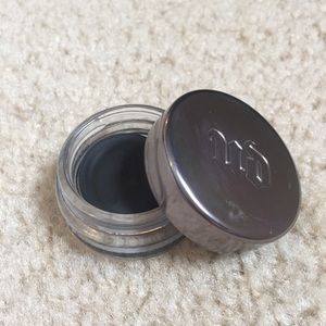 NWOT Urban Decay waterproof cream eyeliner